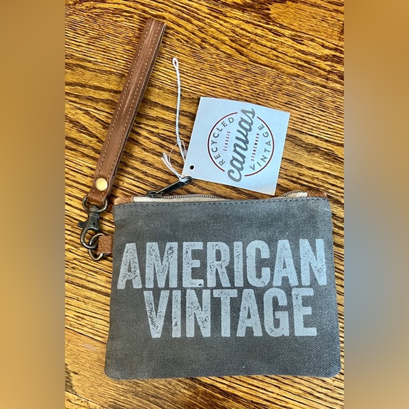 American Vintage Classic Stonewash Canvas wristlet bag NWT 6"x4.75" - Picture 1 of 6